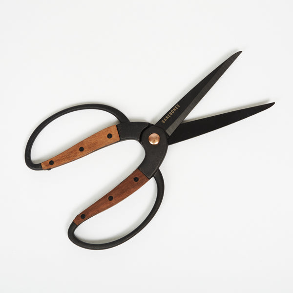 Wood and steel gardening scissors