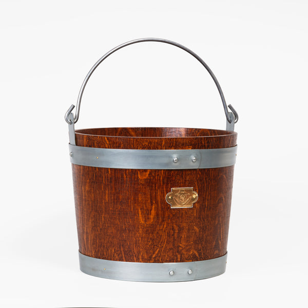 Oak wood bucket