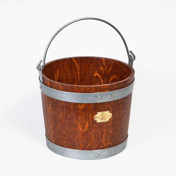 Oak wood bucket