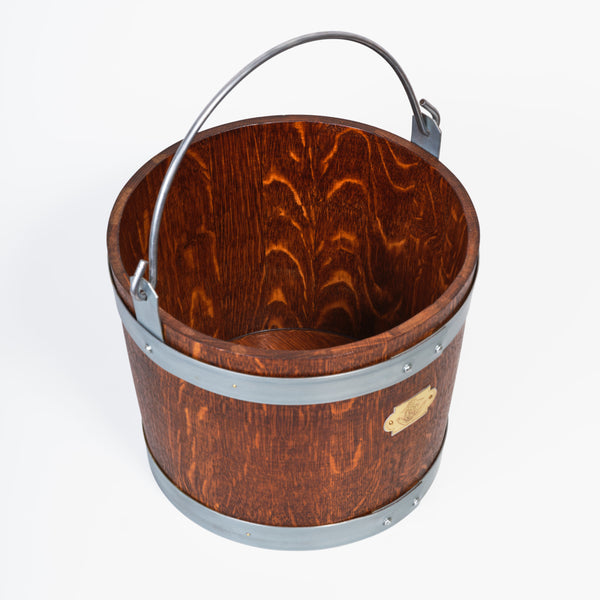 Oak wood bucket